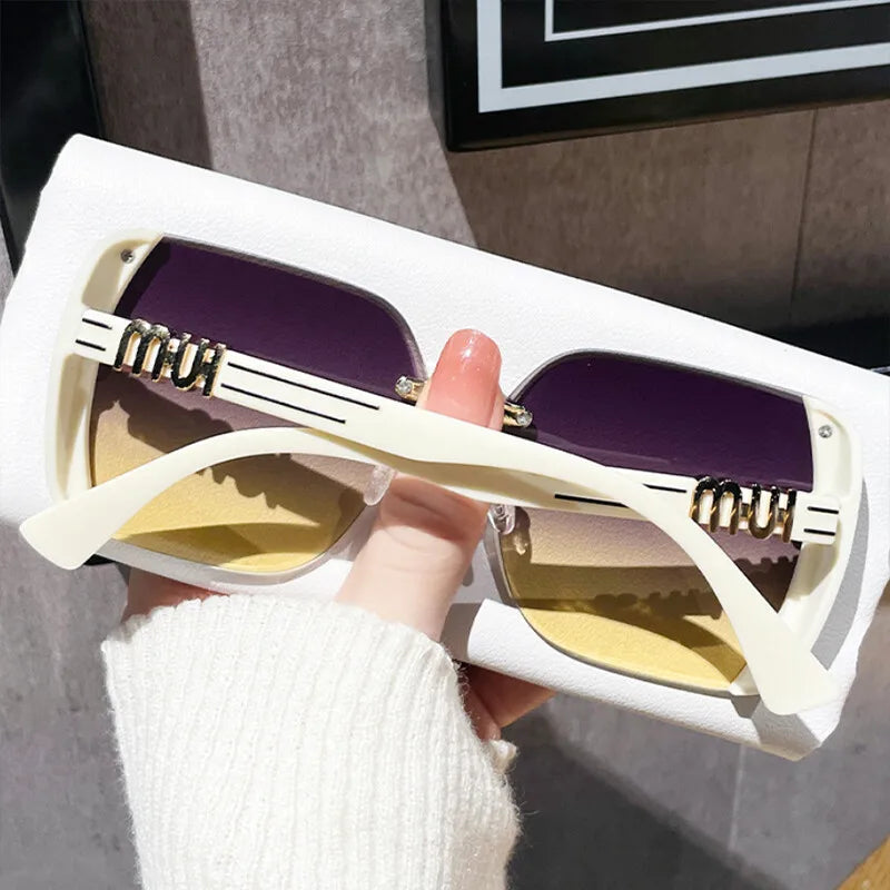 2024 New Fashion Cool Sunglasses Women Luxury Brand Letters anti Strong Light Vintage Rimless Sun Glasses Ladies Gafas UV400