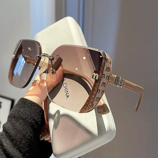 2024 New Fashion Cool Sunglasses Women Luxury Brand Letters anti Strong Light Vintage Rimless Sun Glasses Ladies Gafas UV400